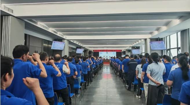 2025年6月 筑牢清静防地 共建协调企业——人生就是博电气集团2025年清静生产月活动启动仪式盛大举行